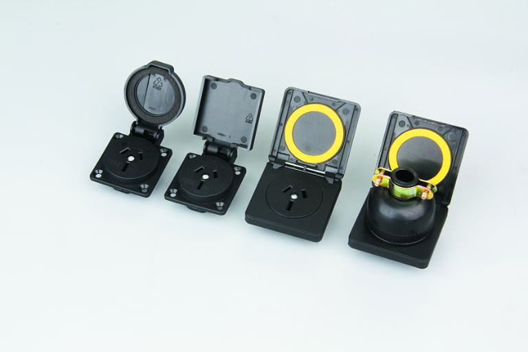 How Does Desktop Injection Molding Work?